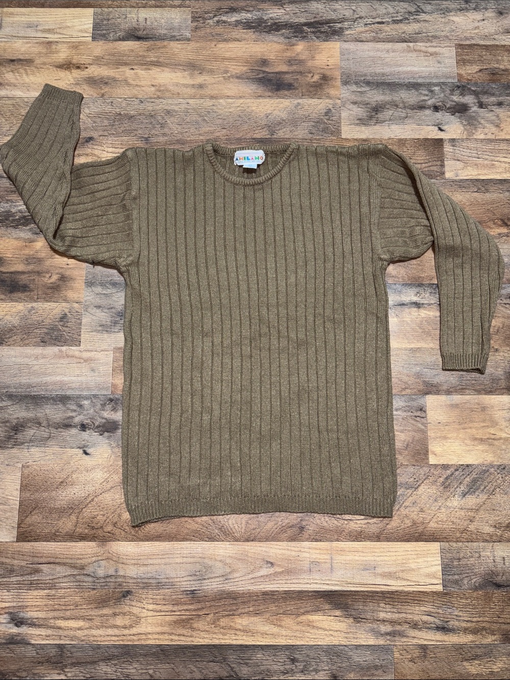 Vintage A’Milano Women’s Olive Tan Colored Crewneck Sweater